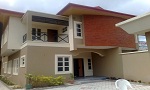 Semi detached duplex with 2 BQ